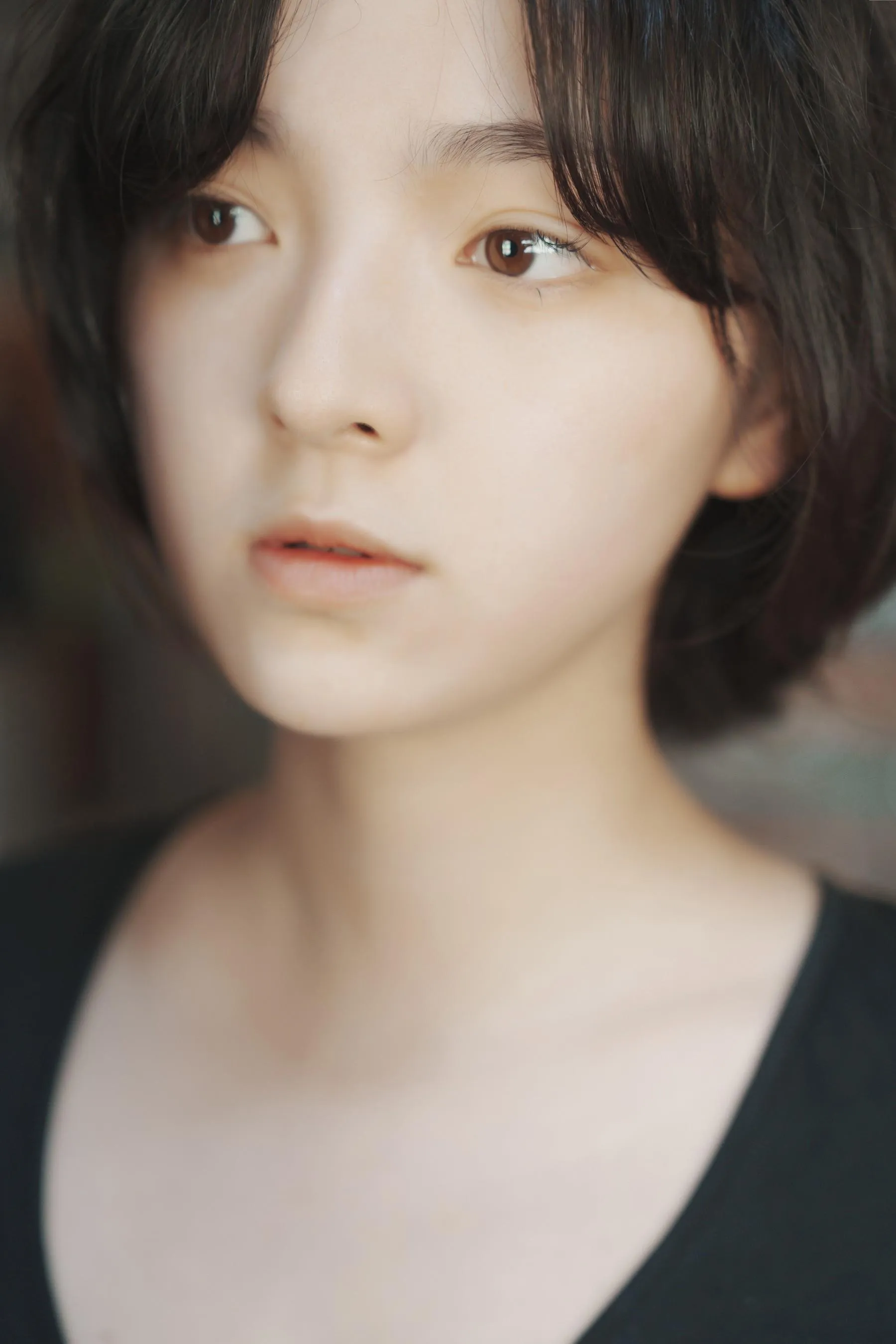 [YITUYU艺图语]2022.09.11 咖啡屋里的素颜女孩 dudu [32P]插图1